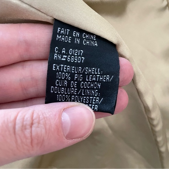 Le Chateau Tan Trench Coat - Picture 11 of 14